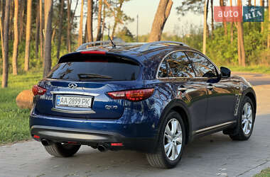 Внедорожник / Кроссовер Infiniti QX70 2014 в 