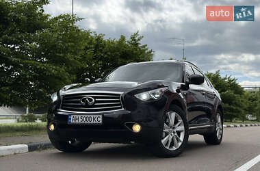 Внедорожник / Кроссовер Infiniti QX70 2013 в 