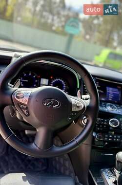 Позашляховик / Кросовер Infiniti QX70 2015 в 