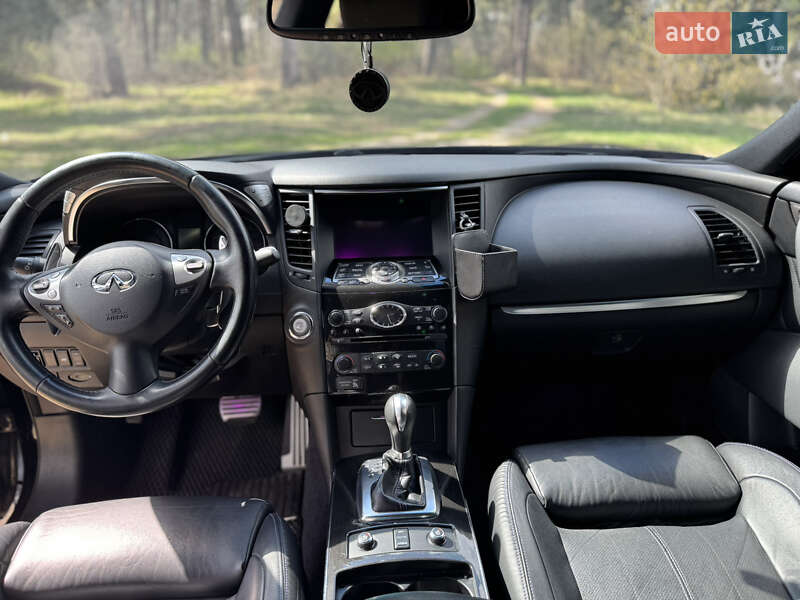 Внедорожник / Кроссовер Infiniti QX70 2016 в Черкассах фото 13 Внедорожник / Кроссовер Infiniti QX70 2016 в Черкассах