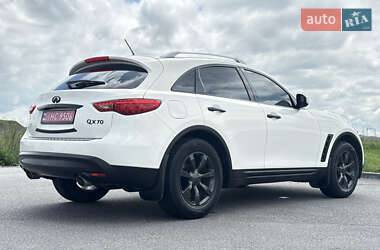 Внедорожник / Кроссовер Infiniti QX70 2016 в 