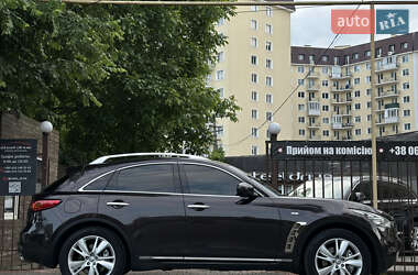 Позашляховик / Кросовер Infiniti QX70 2013 в 