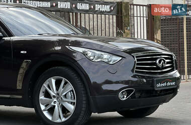 Позашляховик / Кросовер Infiniti QX70 2013 в 