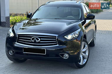 Позашляховик / Кросовер Infiniti QX70 2013 в 