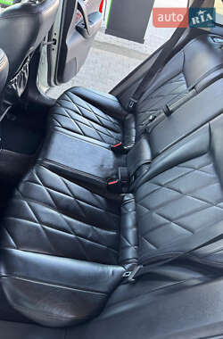 Позашляховик / Кросовер Infiniti QX70 2013 в 