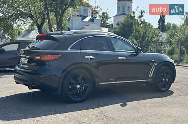 Позашляховик / Кросовер Infiniti QX70 2013 в 