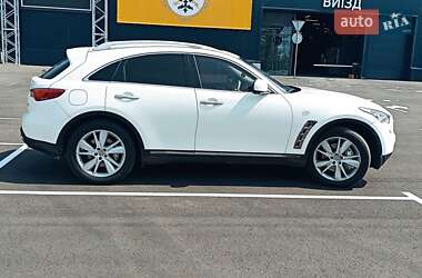 Внедорожник / Кроссовер Infiniti QX70 2014 в 