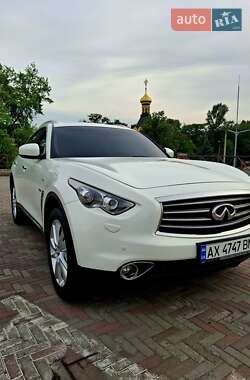 Позашляховик / Кросовер Infiniti QX70 2014 в Харкові