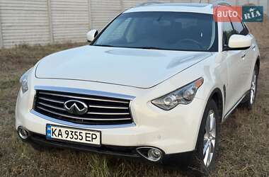 Infiniti QX70 2013