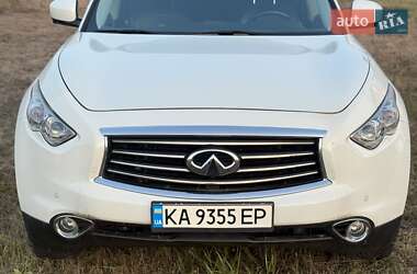 Внедорожник / Кроссовер Infiniti QX70 2013 в 