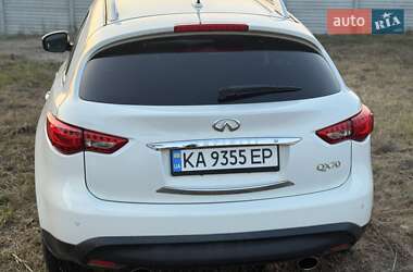 Внедорожник / Кроссовер Infiniti QX70 2013 в 