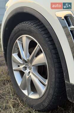 Внедорожник / Кроссовер Infiniti QX70 2013 в 