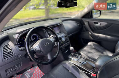 Внедорожник / Кроссовер Infiniti QX70 2015 в 