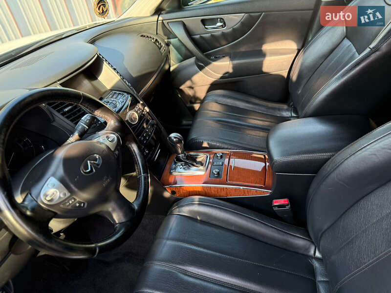 Позашляховик / Кросовер Infiniti QX70 2015 в Вінниці