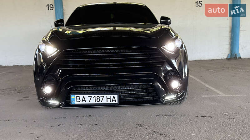Внедорожник / Кроссовер Infiniti QX70 2017 в Кропивницком