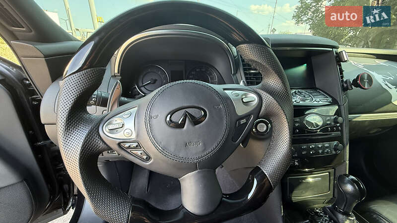 Внедорожник / Кроссовер Infiniti QX70 2017 в Кропивницком