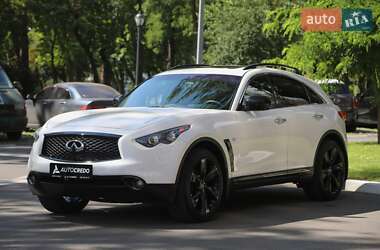Внедорожник / Кроссовер Infiniti QX70 2016 в Харькове