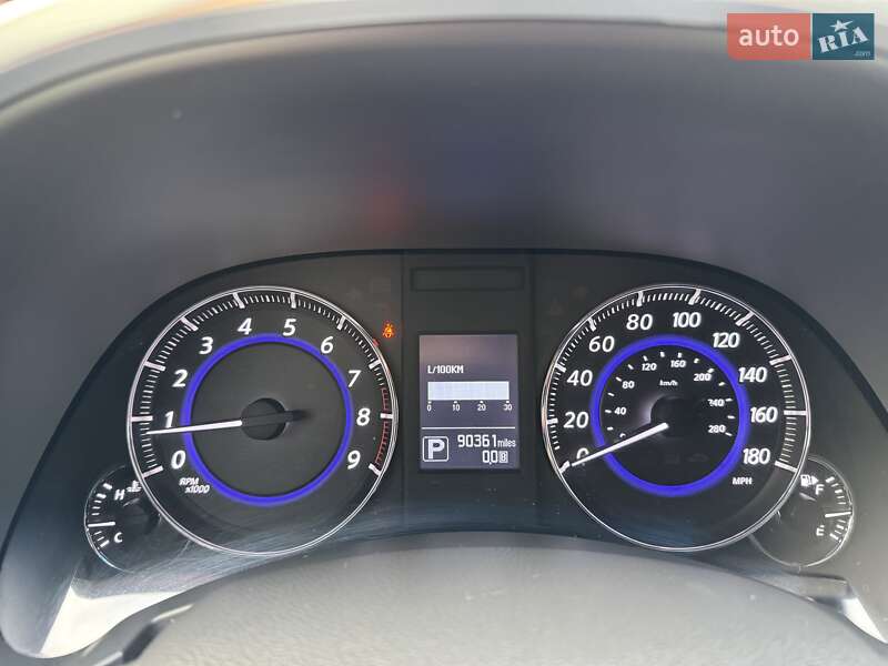 Позашляховик / Кросовер Infiniti QX70 2014 в Чернігові