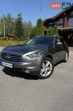 Внедорожник / Кроссовер Infiniti QX70 2015 в Александрие