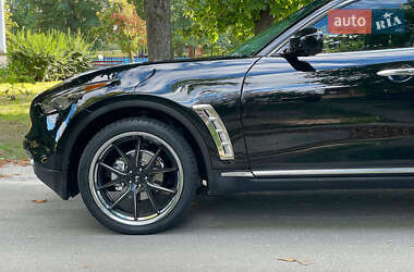 Внедорожник / Кроссовер Infiniti QX70 2014 в 