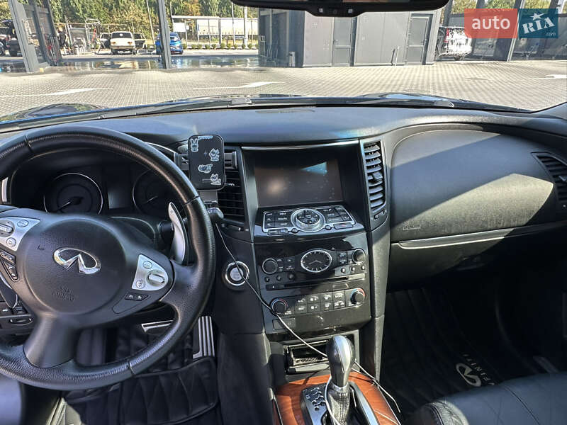 Внедорожник / Кроссовер Infiniti QX70 2015 в Виннице фото 13 Внедорожник / Кроссовер Infiniti QX70 2015 в Виннице