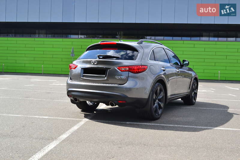 Внедорожник / Кроссовер Infiniti QX70 2014 в Киеве