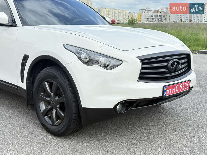 Внедорожник / Кроссовер Infiniti QX70 2016 в Виннице