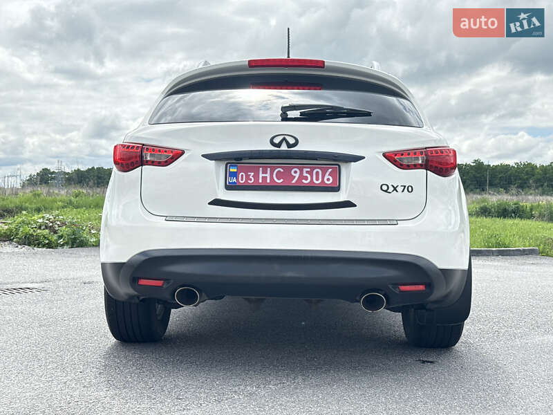 Внедорожник / Кроссовер Infiniti QX70 2016 в Виннице