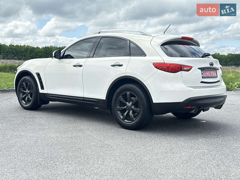 Внедорожник / Кроссовер Infiniti QX70 2016 в Виннице