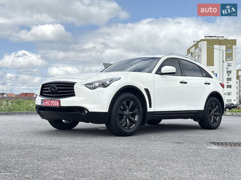 Внедорожник / Кроссовер Infiniti QX70 2016 в Виннице