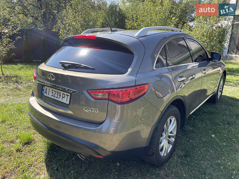 Внедорожник / Кроссовер Infiniti QX70 2015 в Белой Церкви фото 5 Внедорожник / Кроссовер Infiniti QX70 2015 в Белой Церкви