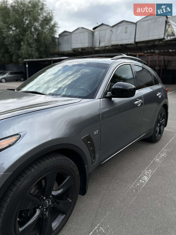 Внедорожник / Кроссовер Infiniti QX70 2017 в Киеве