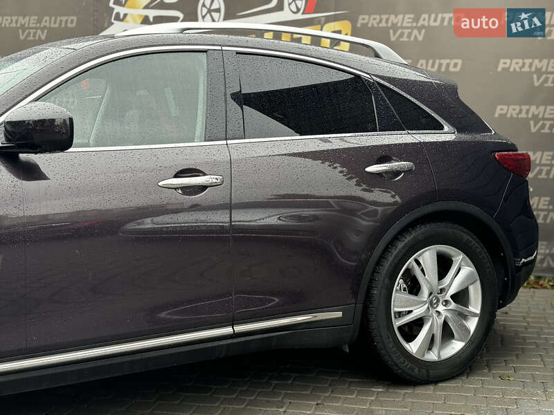 Позашляховик / Кросовер Infiniti QX70 2013 в Вінниці