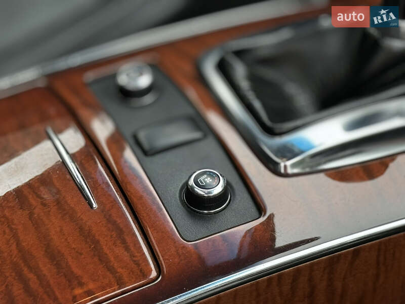 Позашляховик / Кросовер Infiniti QX70 2013 в Вінниці