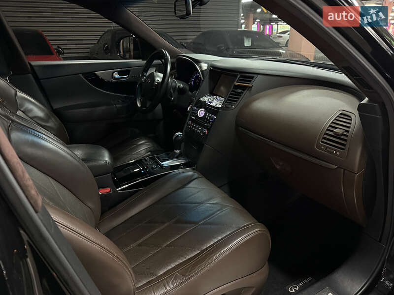Позашляховик / Кросовер Infiniti QX70 2014 в Києві