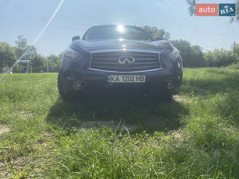 Позашляховик / Кросовер Infiniti QX70 2013 в Білій Церкві фото 9 Позашляховик / Кросовер Infiniti QX70 2013 в Білій Церкві