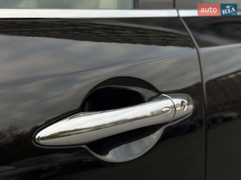 Внедорожник / Кроссовер Infiniti QX70 2016 в Львове фото 7 Внедорожник / Кроссовер Infiniti QX70 2016 в Львове