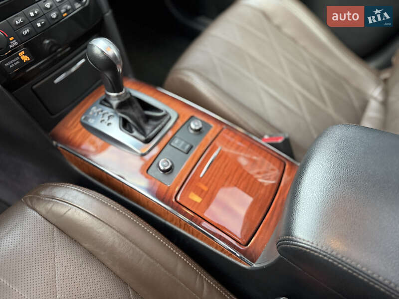 Внедорожник / Кроссовер Infiniti QX70 2016 в Львове фото 29 Внедорожник / Кроссовер Infiniti QX70 2016 в Львове