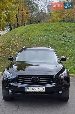 Позашляховик / Кросовер Infiniti QX70 2013 в  фото 8 Позашляховик / Кросовер Infiniti QX70 2013 в