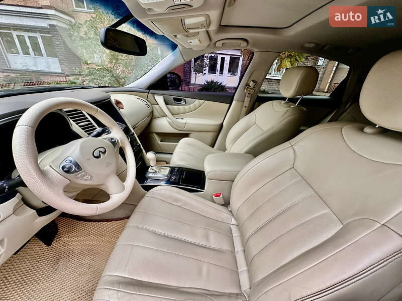 Внедорожник / Кроссовер Infiniti QX70 2016 в Киеве фото 6 Внедорожник / Кроссовер Infiniti QX70 2016 в Киеве