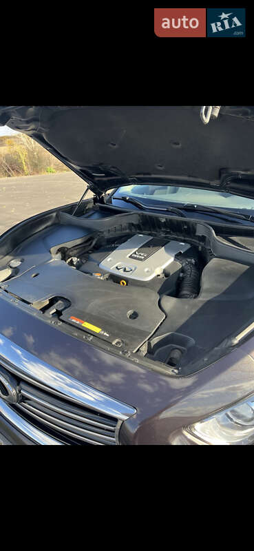 Внедорожник / Кроссовер Infiniti QX70 2013 в Харькове