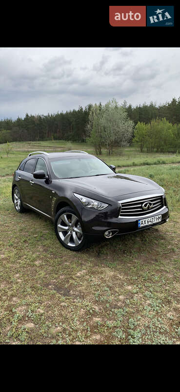 Внедорожник / Кроссовер Infiniti QX70 2013 в Харькове