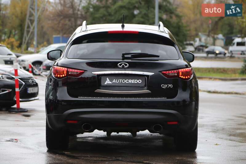 Позашляховик / Кросовер Infiniti QX70 2013 в Києві фото 6 Позашляховик / Кросовер Infiniti QX70 2013 в Києві
