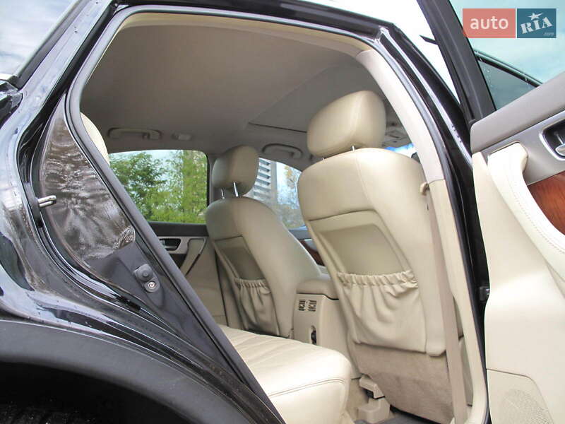 Позашляховик / Кросовер Infiniti QX70 2013 в Києві