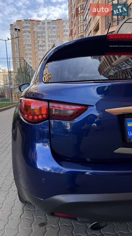 Внедорожник / Кроссовер Infiniti QX70 2016 в Одессе фото 48 Внедорожник / Кроссовер Infiniti QX70 2016 в Одессе