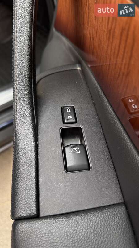 Внедорожник / Кроссовер Infiniti QX70 2016 в Одессе фото 60 Внедорожник / Кроссовер Infiniti QX70 2016 в Одессе