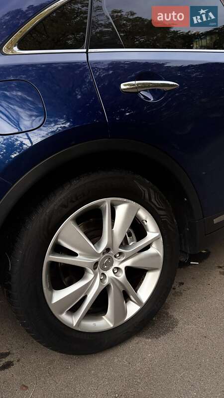 Внедорожник / Кроссовер Infiniti QX70 2016 в Одессе фото 74 Внедорожник / Кроссовер Infiniti QX70 2016 в Одессе