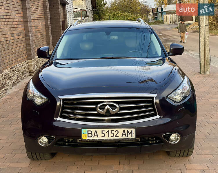 Внедорожник / Кроссовер Infiniti QX70 2014 в Киеве фото 3 Внедорожник / Кроссовер Infiniti QX70 2014 в Киеве