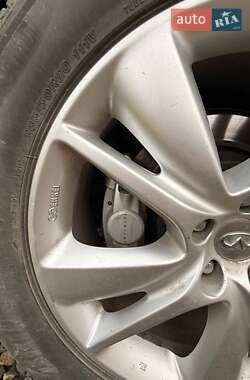 Внедорожник / Кроссовер Infiniti QX70 2016 в Ивано-Франковске