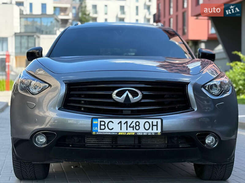 Infiniti QX70 2015